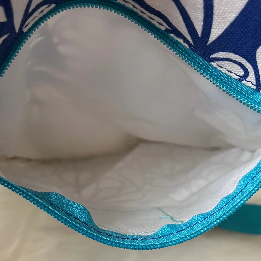 Ron Jon Blue White Floral Crossbody Zipper Bag